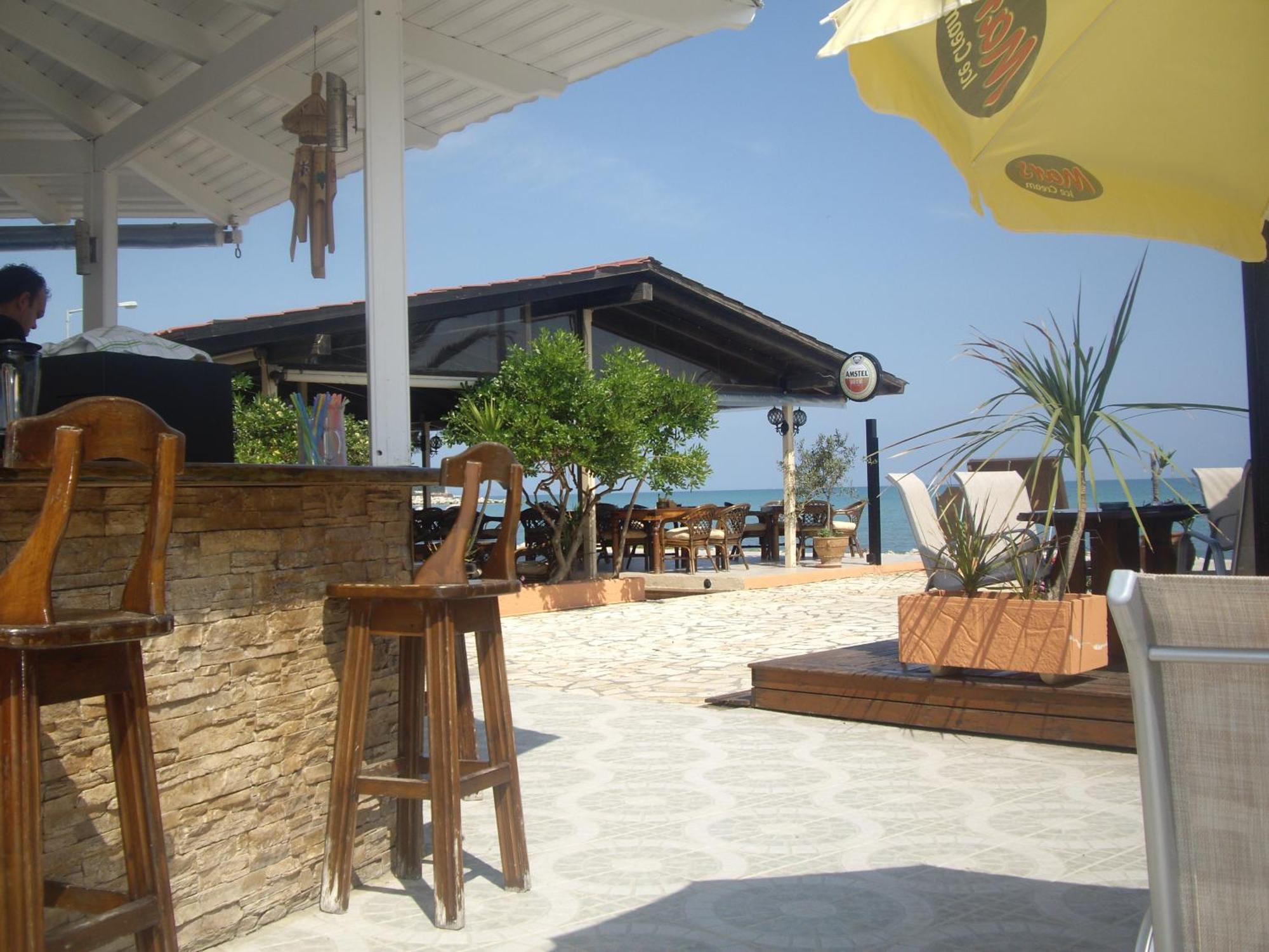 Ninos On The Beach Hotel Рода Экстерьер фото