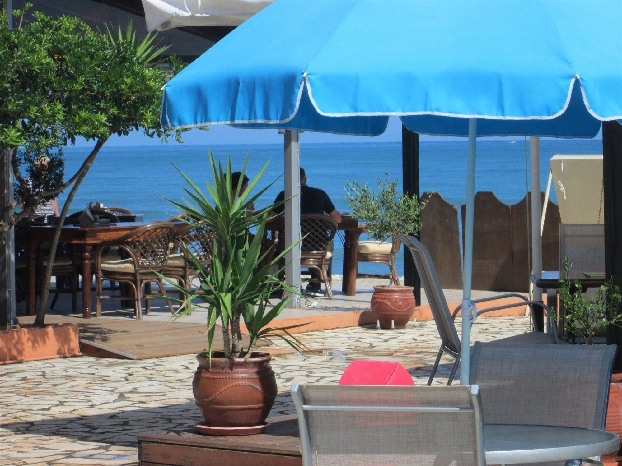 Ninos On The Beach Hotel Рода Экстерьер фото